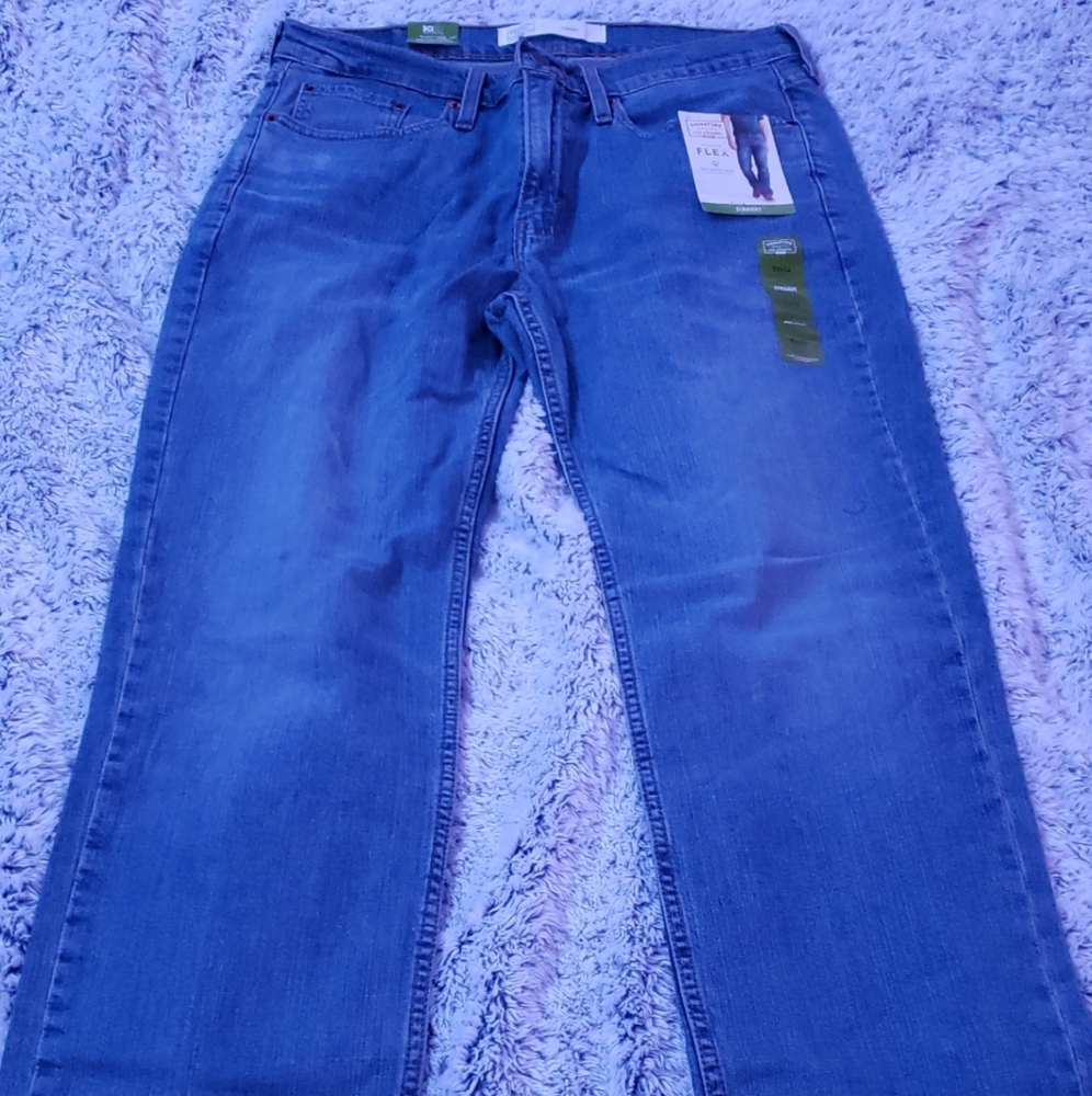 Clothes - Picture 2 of 8
